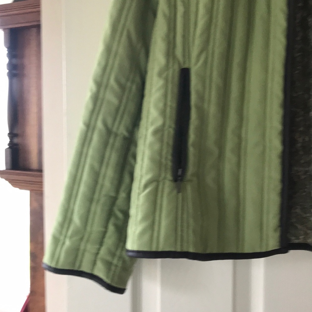 Cute Green Medium Weight Jacket - M - image 4